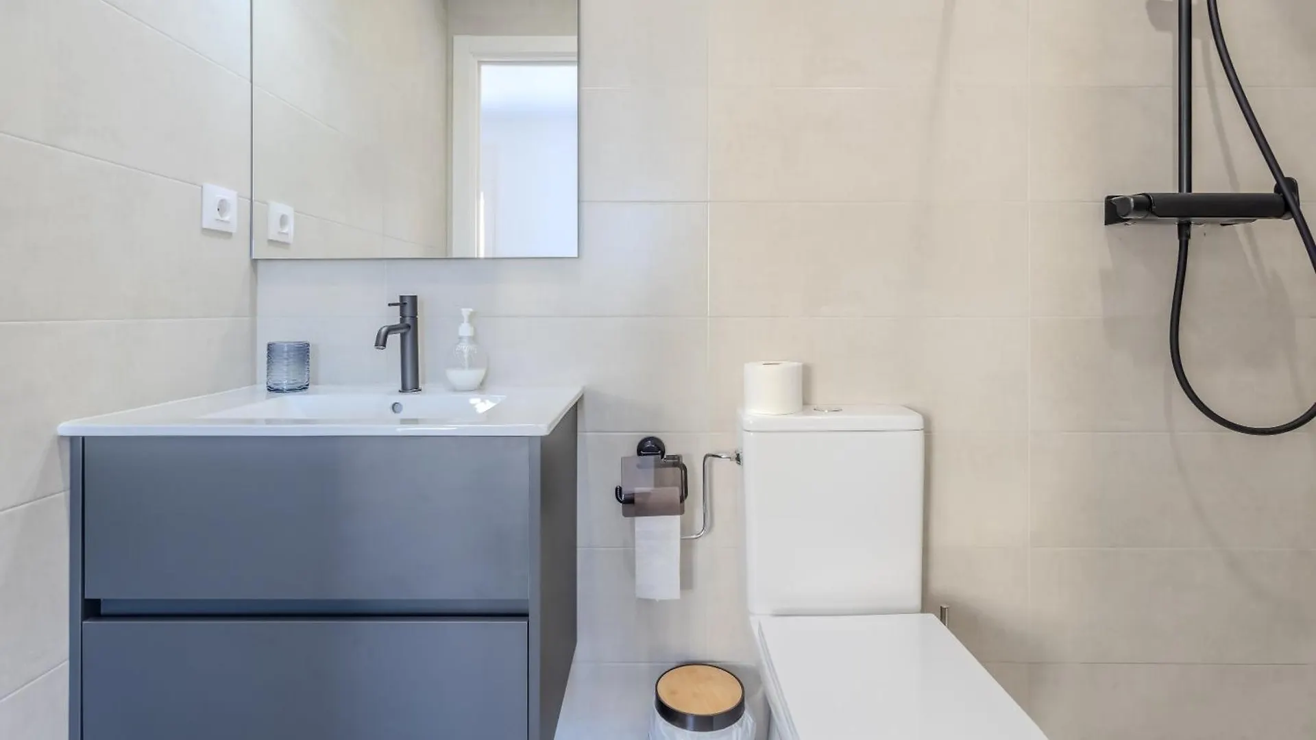 Loft Del Ter Apartment Bordils